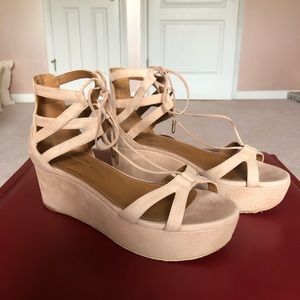 Aquazzura 38 pink platform sandals